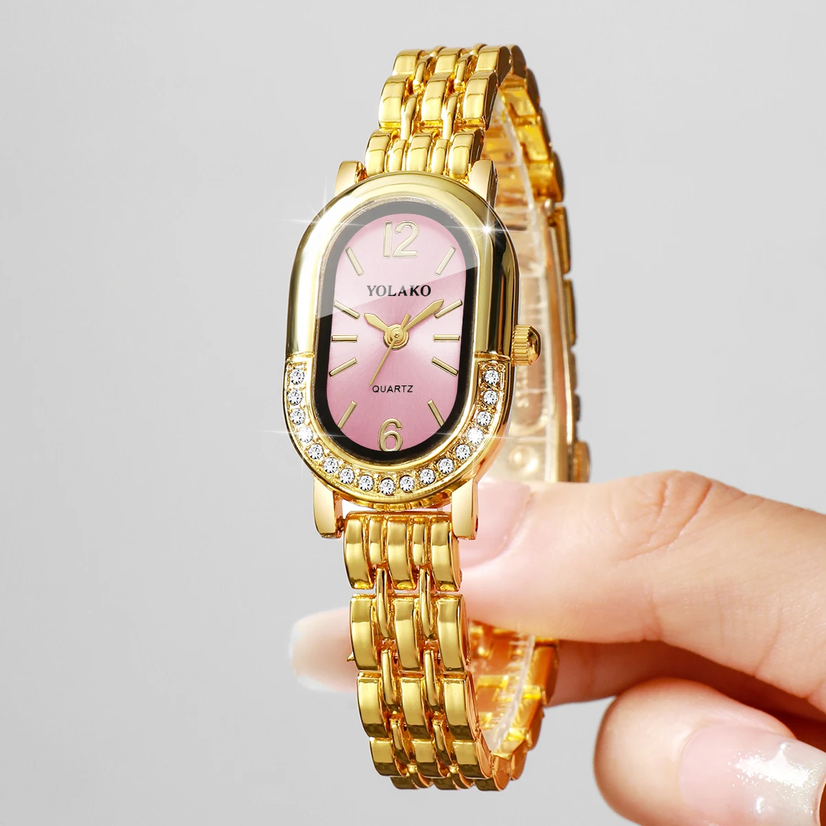 Luxury Rhinestone Women Quartz - огляд і ціна Luxury Watch Travel Case
