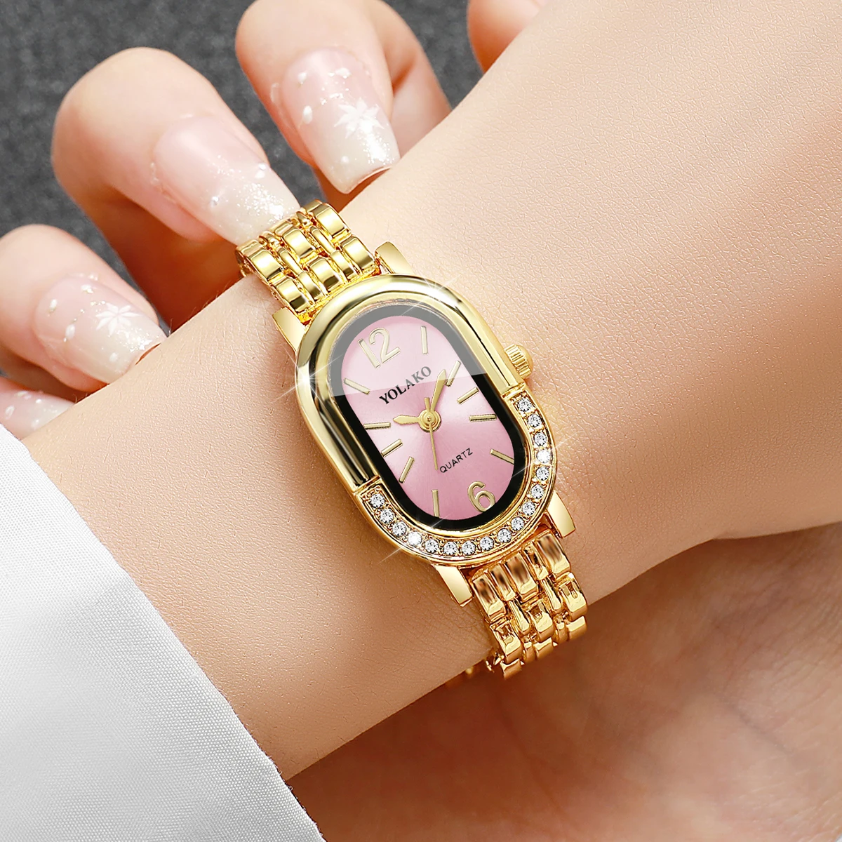 Luxury Rhinestone Women Quartz - огляд і ціна Luxury Watch Travel Case