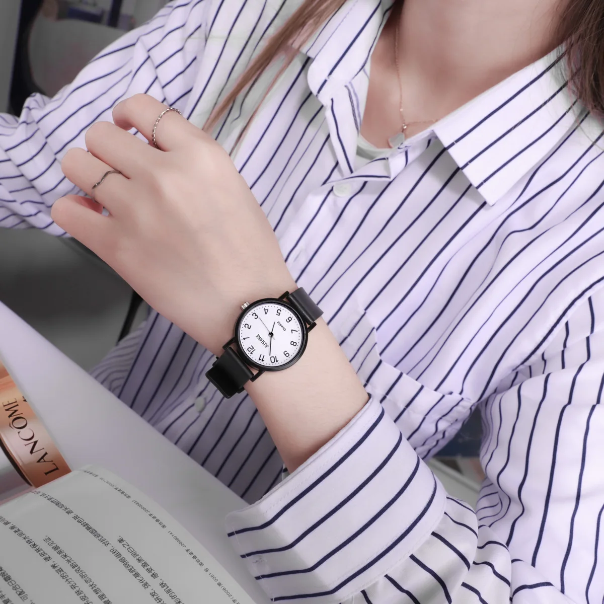 Simple Black Watch Quartz Watc - огляд і ціна Luxury Watch All Black