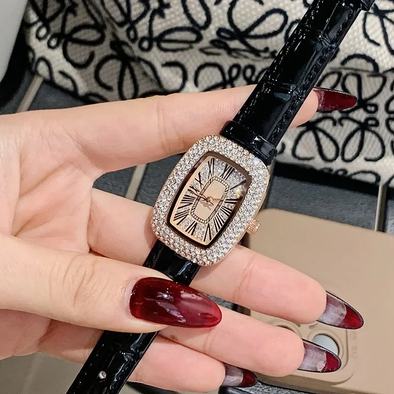 Trendy and fashionable women's - огляд і ціна Luxury Watch Arabic